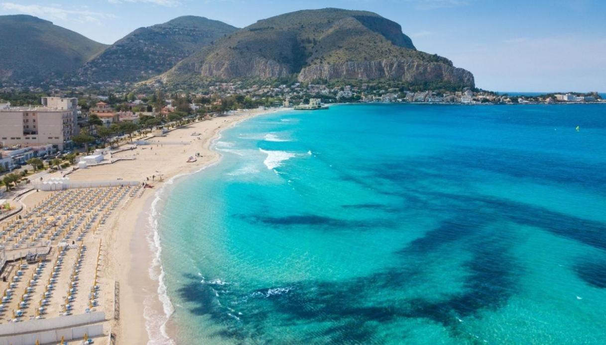 Apartmán Casa Viola Elegante E Sul Mare Di Mondello Palermo Exteriér fotografie